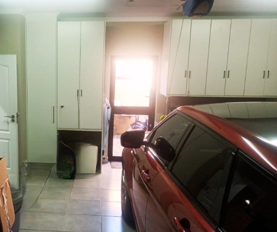 2 Bedroom Property for Sale in Dana Bay Western Cape